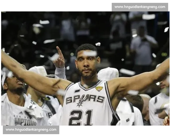 训练赛传奇：邓肯如何 “击败” 罗宾逊开启马刺王朝