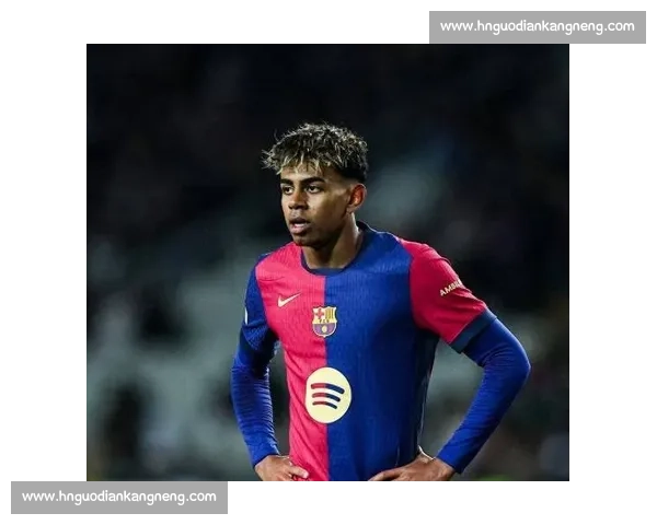 0-6 溃败怒火难平！居勒尔推搡亚马尔吃警告，巴萨新星笑对冲突